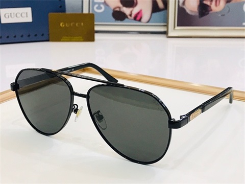 gucci sunglass-124
